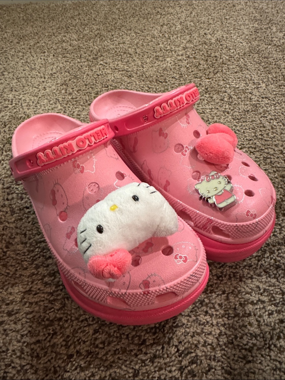 Hello Kitty x Crocs Wmns Classic Bae Clog 'Pink Whiskers' W size 10